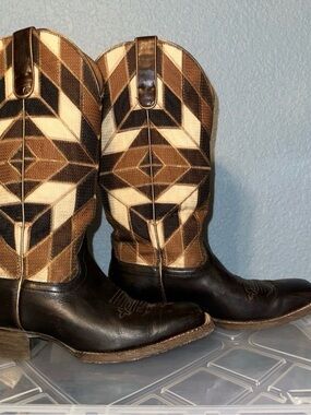 Ariat Cowgirl Boots